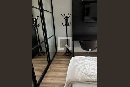 Casa de condomínio à venda com 415m², 4 quartos e 2 vagas Casa de condomínio à venda com 415m², 4 quartos e 2 vagasQuarto 2