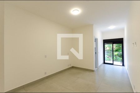 Casa à venda com 136m², 3 quartos e 2 vagasSuíte 2