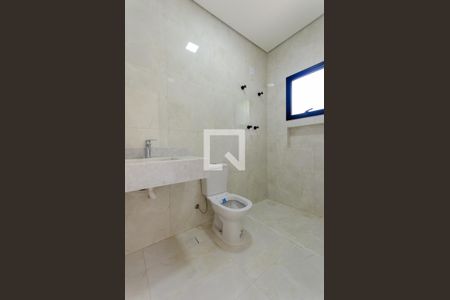 Casa à venda com 136m², 3 quartos e 2 vagasSuíte 2 - banheiro