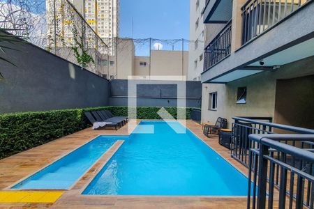 Studio à venda com 28m², 1 quarto e sem vaga Studio à venda com 28m², 1 quarto e sem vagaPiscina