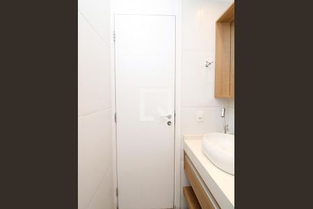 Apartamento à venda com 69m², 2 quartos e 1 vagaBanheiro Social