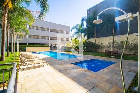 Apartamento à venda com 69m², 2 quartos e 1 vagaÁrea comum - Piscina