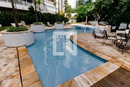 Apartamento à venda com 168m², 3 quartos e 3 vagasÁrea comum - Piscina