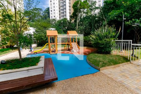 Apartamento à venda com 168m², 3 quartos e 3 vagasÁrea comum - Playground