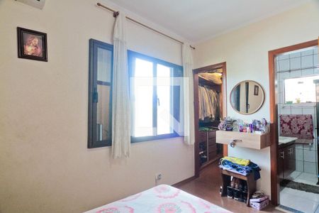 Casa para alugar com 152m², 4 quartos e 3 vagas Casa para alugar com 152m², 4 quartos e 3 vagasSuíte