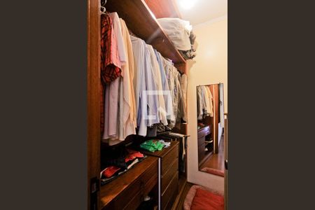 Casa para alugar com 152m², 4 quartos e 3 vagas Casa para alugar com 152m², 4 quartos e 3 vagasSuíte