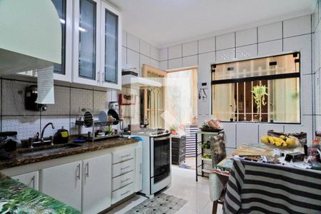 Casa para alugar com 152m², 4 quartos e 3 vagas Casa para alugar com 152m², 4 quartos e 3 vagasCozinha