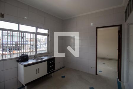 Cozinha de apartamento para alugar com 1 quarto, 40m² em Jardim Miragaia, São Paulo