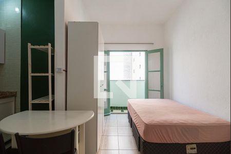 Sala/Quarto de kitnet/studio para alugar com 1 quarto, 32m² em Centro Histórico de São Paulo, São Paulo