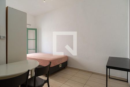 Sala/Quarto de kitnet/studio para alugar com 1 quarto, 32m² em Centro Histórico de São Paulo, São Paulo