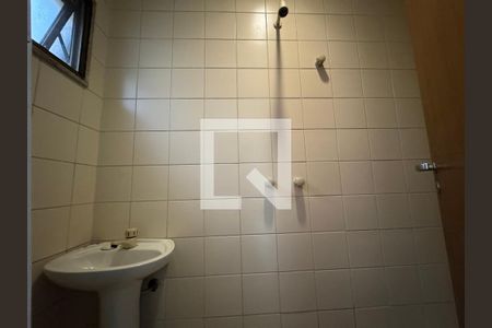 Apartamento à venda com 93m², 3 quartos e 2 vagasCozinha e Área de Serviço - Banheiro