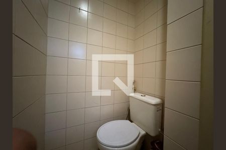 Apartamento à venda com 93m², 3 quartos e 2 vagasCozinha e Área de Serviço - Banheiro