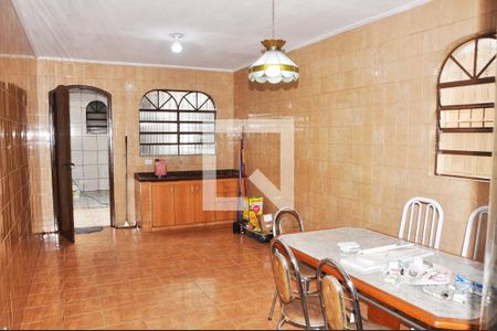 Casa para alugar com 100m², 4 quartos e 2 vagasCozinha