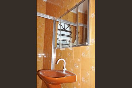 Casa para alugar com 100m², 4 quartos e 2 vagasBanheiro Social