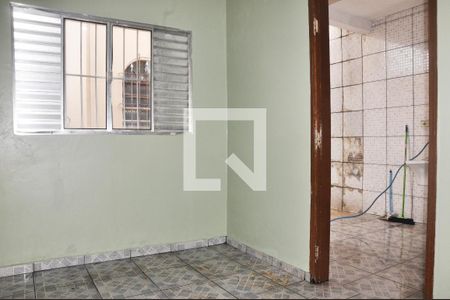 Casa para alugar com 100m², 4 quartos e 2 vagas Edícula com Suíte