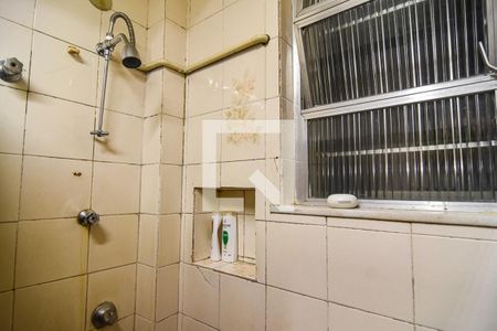 Apartamento à venda com 75m², 3 quartos e sem vaga Apartamento à venda com 75m², 3 quartos e sem vagaBanheiro
