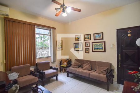 Sala de apartamento à venda com 3 quartos, 75m² em Icaraí, Niterói