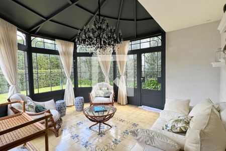 Casa de condomínio à venda com 614m², 4 quartos e 6 vagasÁrea comum