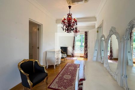 Casa de condomínio à venda com 614m², 4 quartos e 6 vagasSuíte 3