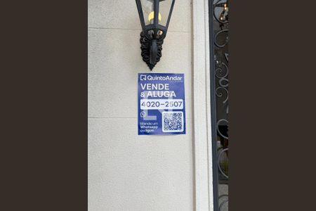 Casa de condomínio à venda com 614m², 4 quartos e 6 vagasplaquinha