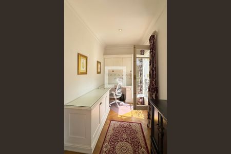 Casa de condomínio à venda com 614m², 4 quartos e 6 vagasSuíte 3