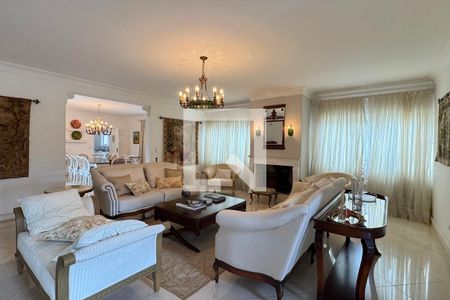 Sala de casa de condomínio à venda com 4 quartos, 614m² em Residencial Morada dos Lagos, Barueri