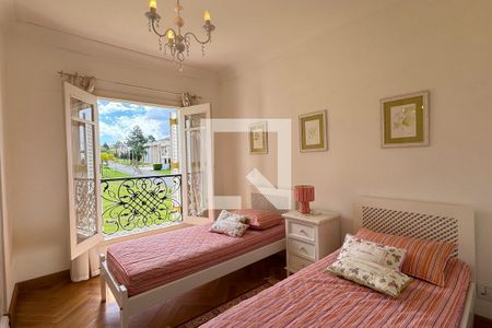 Casa de condomínio à venda com 614m², 4 quartos e 6 vagasSuíte 2