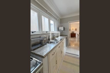 Casa de condomínio à venda com 614m², 4 quartos e 6 vagasCozinha