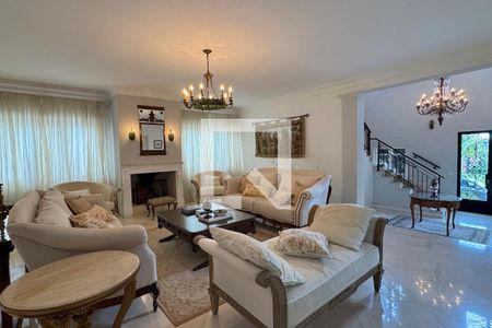 Sala de casa de condomínio à venda com 4 quartos, 614m² em Residencial Morada dos Lagos, Barueri