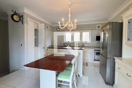 Casa de condomínio à venda com 614m², 4 quartos e 6 vagasCozinha
