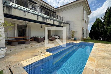 Casa de condomínio à venda com 614m², 4 quartos e 6 vagasPiscina