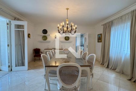 Sala de Jantar de casa de condomínio à venda com 4 quartos, 614m² em Residencial Morada dos Lagos, Barueri