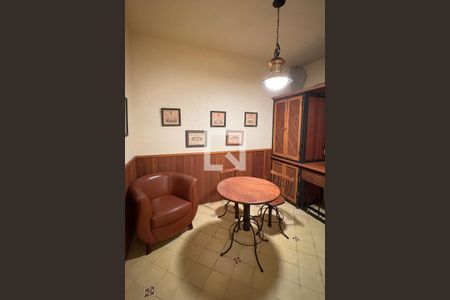 Casa de condomínio à venda com 614m², 4 quartos e 6 vagasÁrea comum