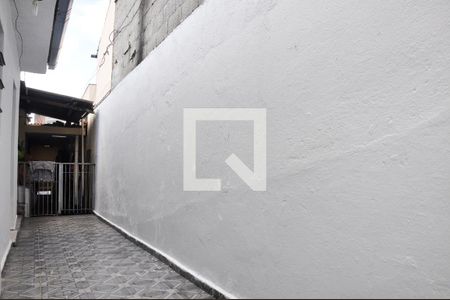 Casa para alugar com 70m², 1 quarto e 1 vagaQuintal