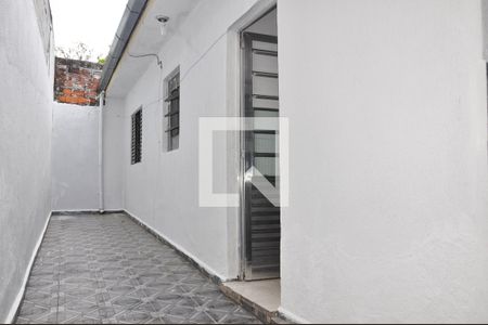 Casa para alugar com 70m², 1 quarto e 1 vagaQuintal