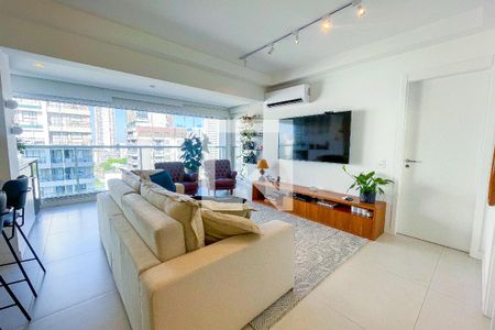 Apartamento à venda com 68m², 1 quarto e 1 vagaSala