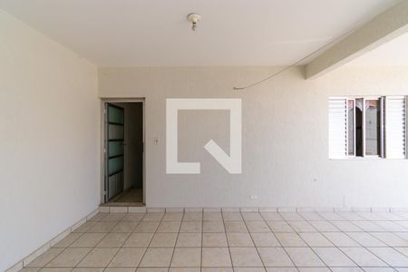 Casa à venda com 310m², 5 quartos e 7 vagasCasa 2 - Varanda