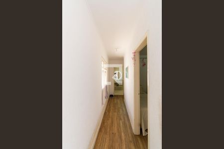 Casa à venda com 310m², 5 quartos e 7 vagasCorredor