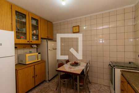 Casa à venda com 310m², 5 quartos e 7 vagasCasa 2 - Cozinha