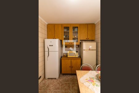 Casa à venda com 310m², 5 quartos e 7 vagasCasa 2 - Cozinha