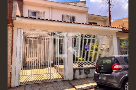 Casa à venda com 310m², 5 quartos e 7 vagasFachada