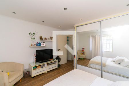 Casa à venda com 310m², 5 quartos e 7 vagasQuarto 1