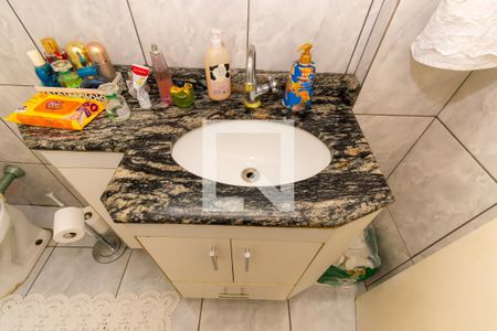 Casa à venda com 310m², 5 quartos e 7 vagasBanheiro de Serviço