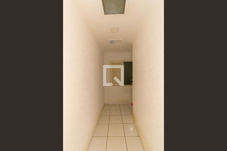 Casa à venda com 310m², 5 quartos e 7 vagasCorredor