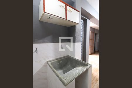 Casa para alugar com 70m², 2 quartos e sem vagaÁrea de Serviço