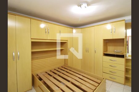 Casa para alugar com 70m², 2 quartos e sem vagaSuíte