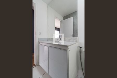 Apartamento à venda com 69m², 3 quartos e 1 vaga Apartamento à venda com 69m², 3 quartos e 1 vagaBanheiro social