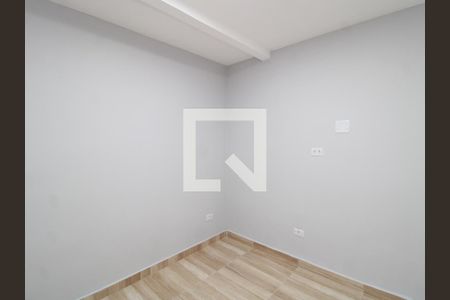Quarto 1 de casa para alugar com 2 quartos, 60m² em Vila Medeiros, São Paulo