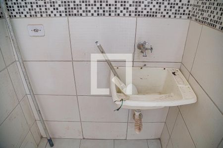 Casa para alugar com 27m², 1 quarto e sem vagaCozinha e Área de Serviço - Chuveiro