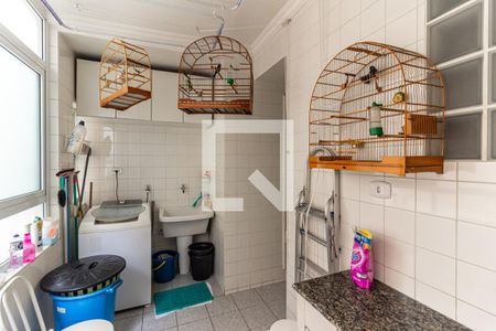 Apartamento para alugar com 209m², 3 quartos e 2 vagas Apartamento para alugar com 209m², 3 quartos e 2 vagasÁrea de Serviço